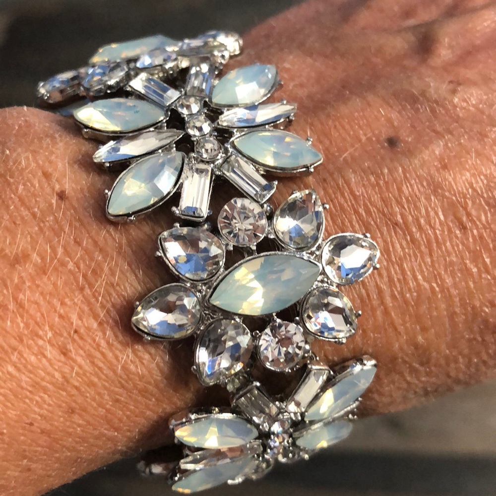 5 for $10 Floral expansion bracelet